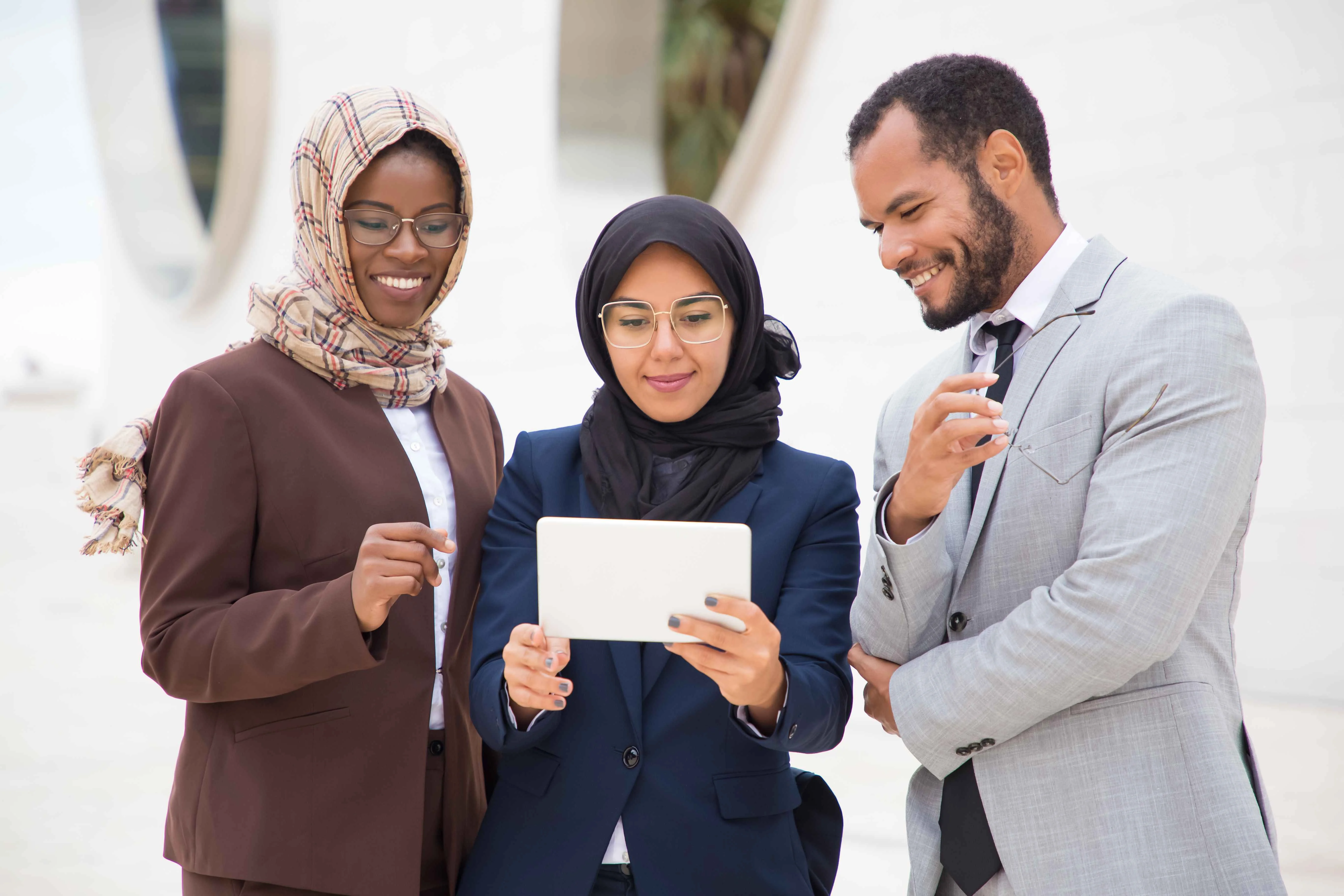 How To Deal With Incompatible Colleagues?
