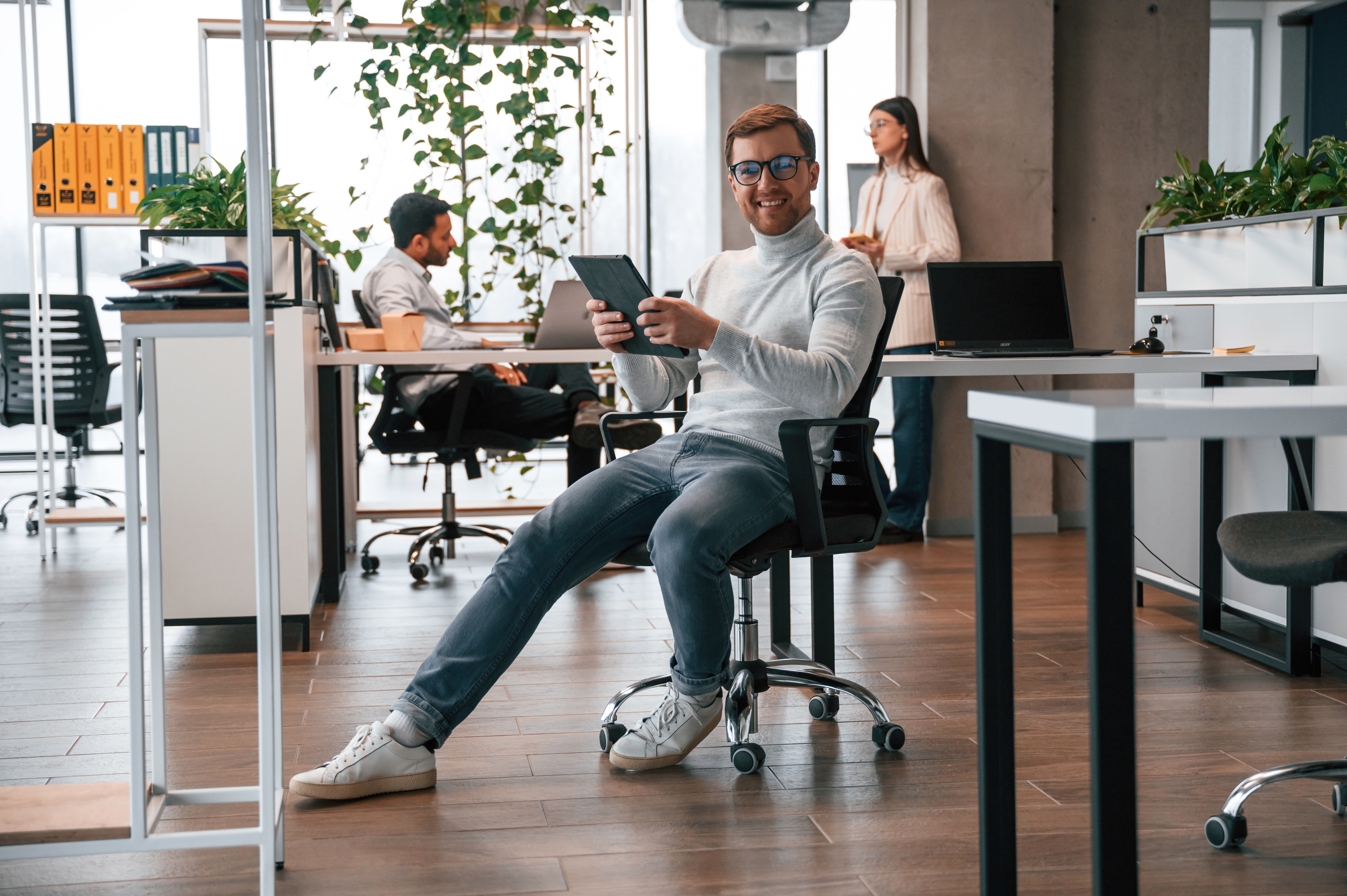 Ergonomic Office Chairs: Why They Matter and How to Choose the Right One in Dubai