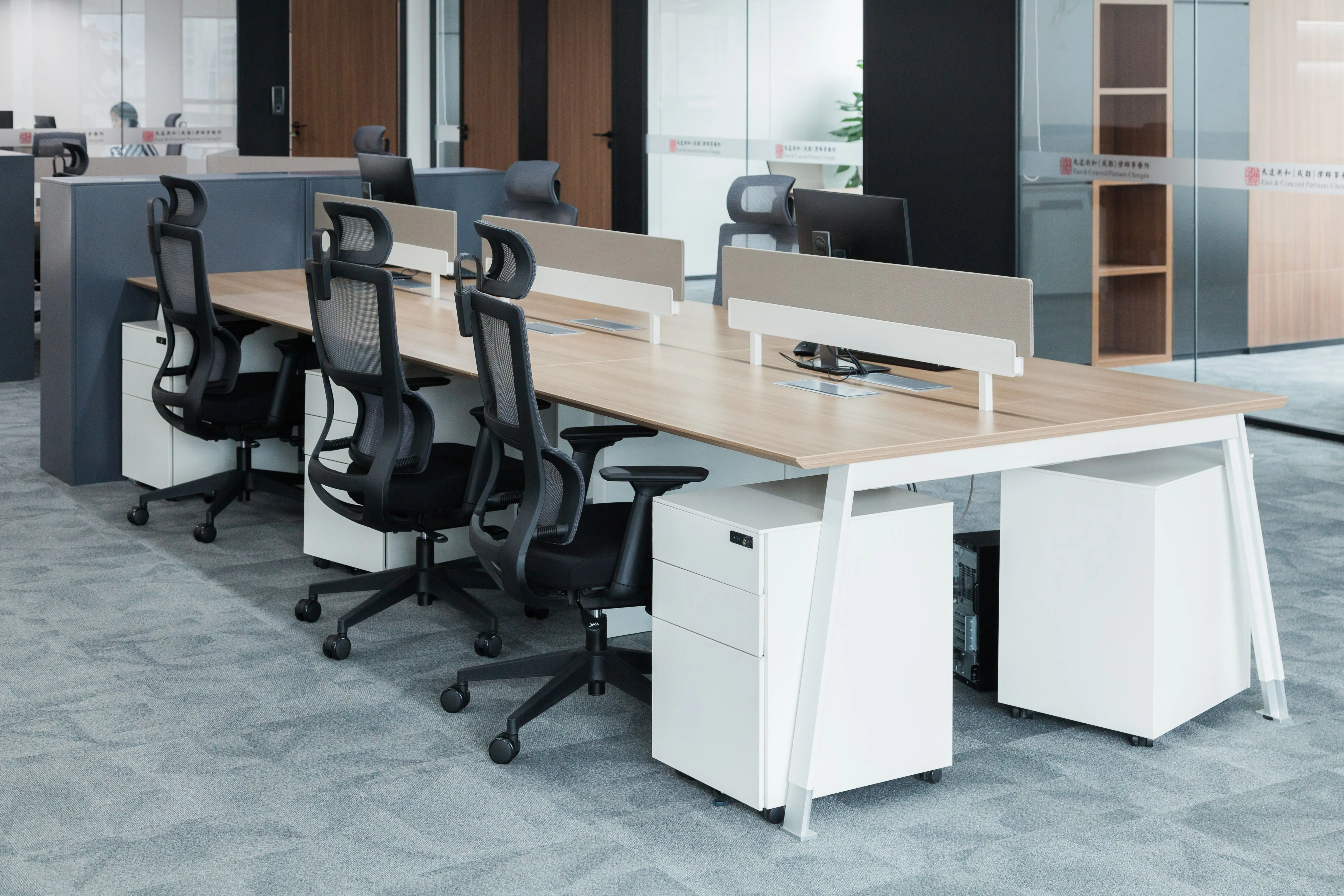 Commercial Office Furniture For A Modern And Functional Office